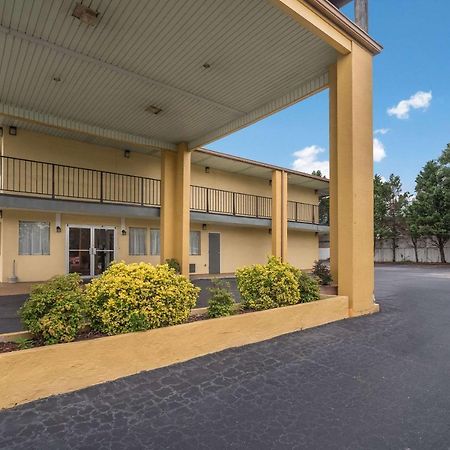Econo Lodge Thomaston Extérieur photo