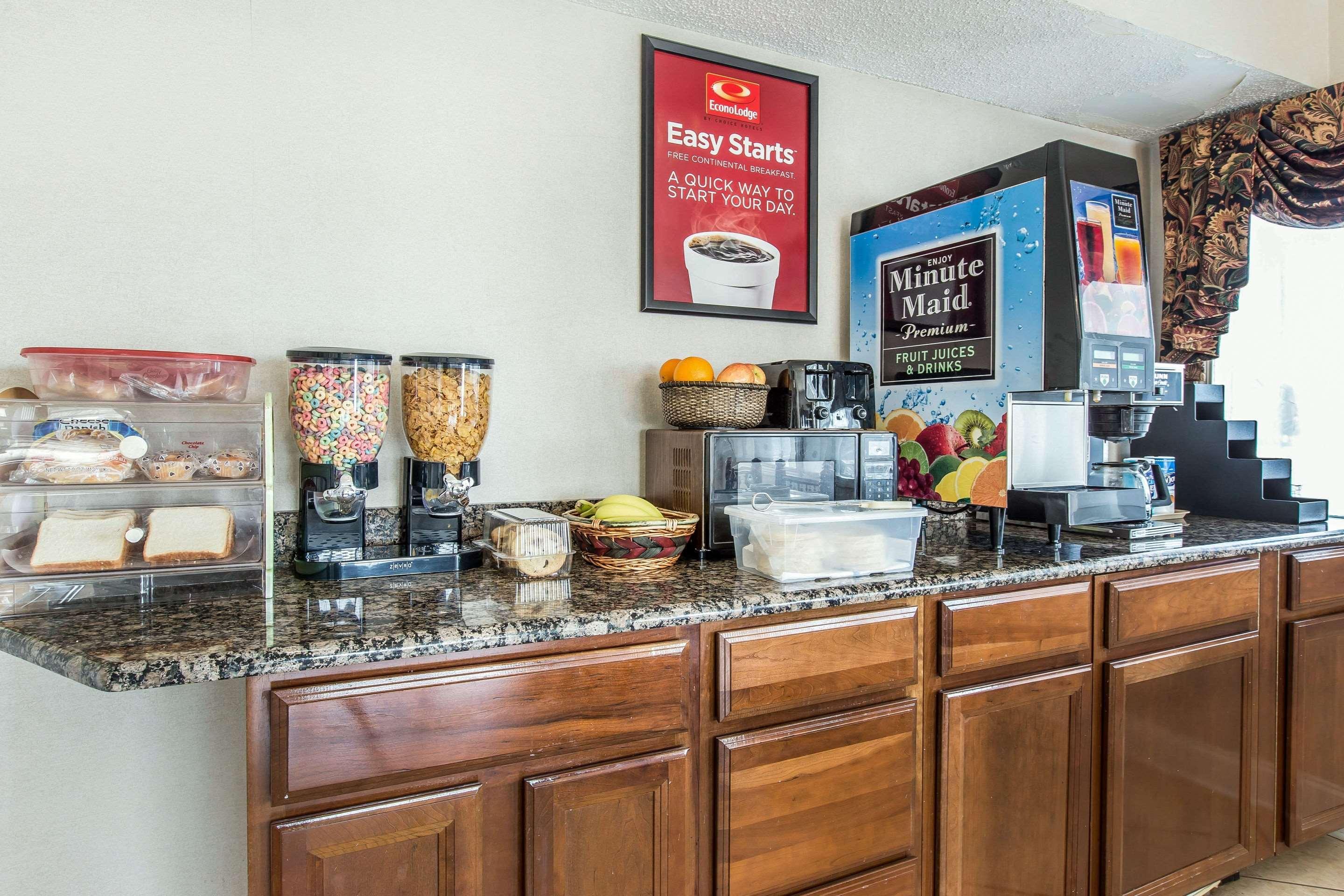 Econo Lodge Thomaston Extérieur photo